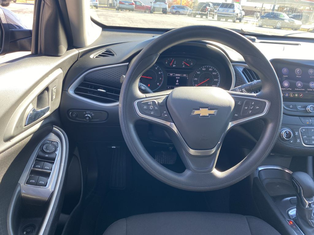 2023 Chevrolet Malibu Image 7