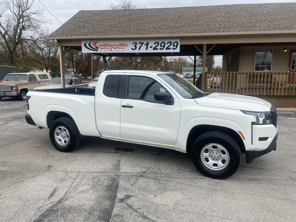 2022 Nissan Frontier Image 1