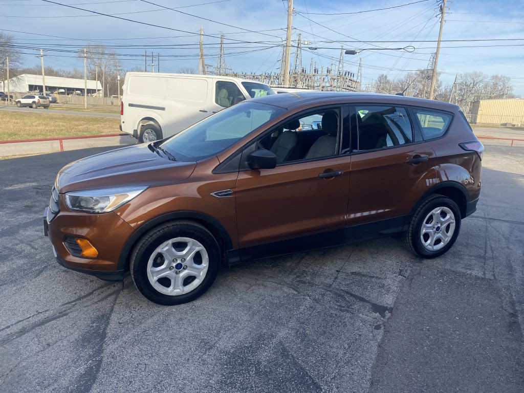 2017 Ford Escape Image 1