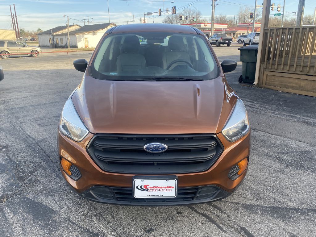 2017 Ford Escape Image 2
