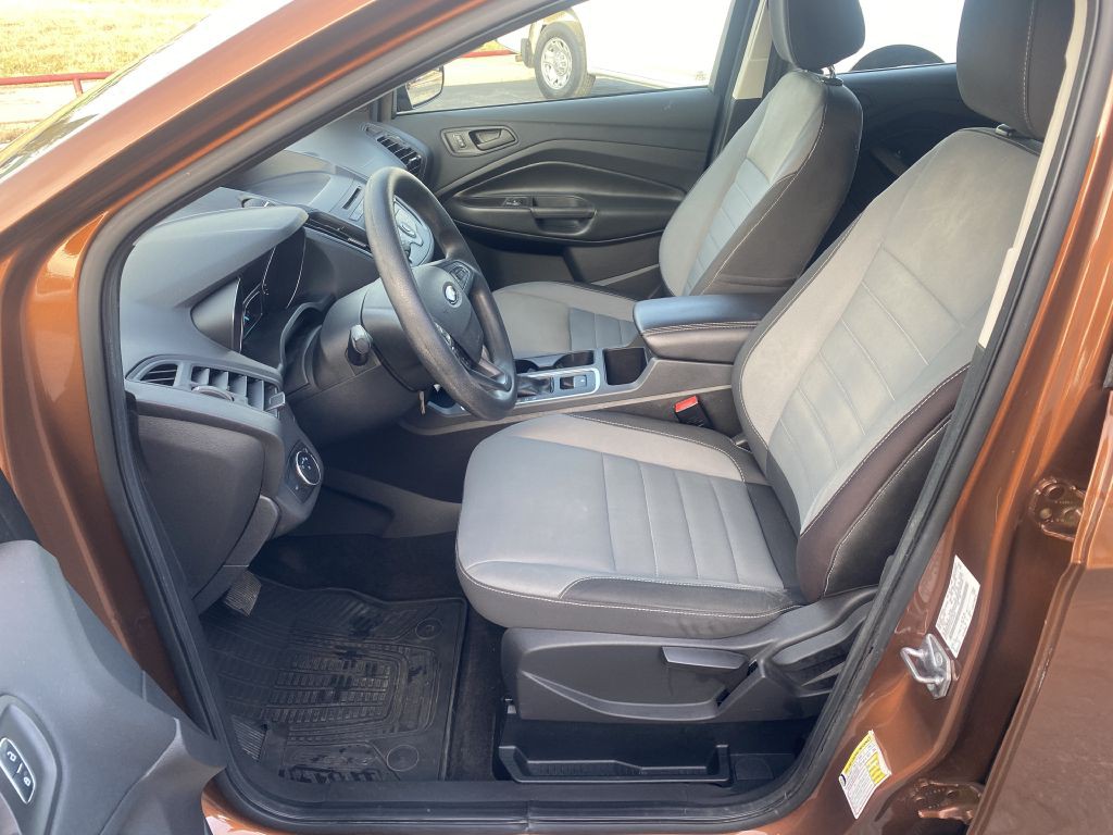 2017 Ford Escape Image 9