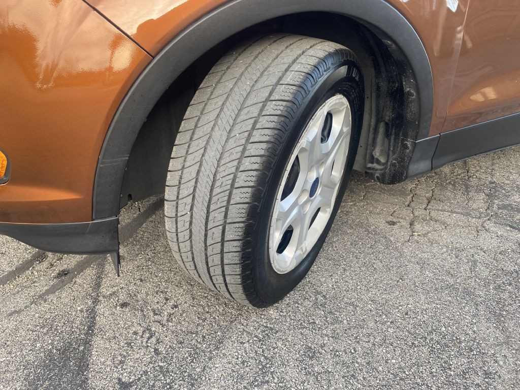 2017 Ford Escape Image 12