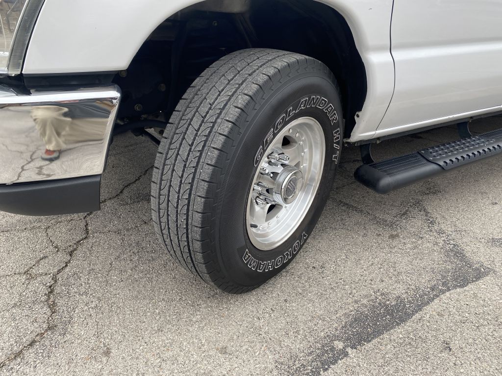 2013 Ford Econoline Image 9