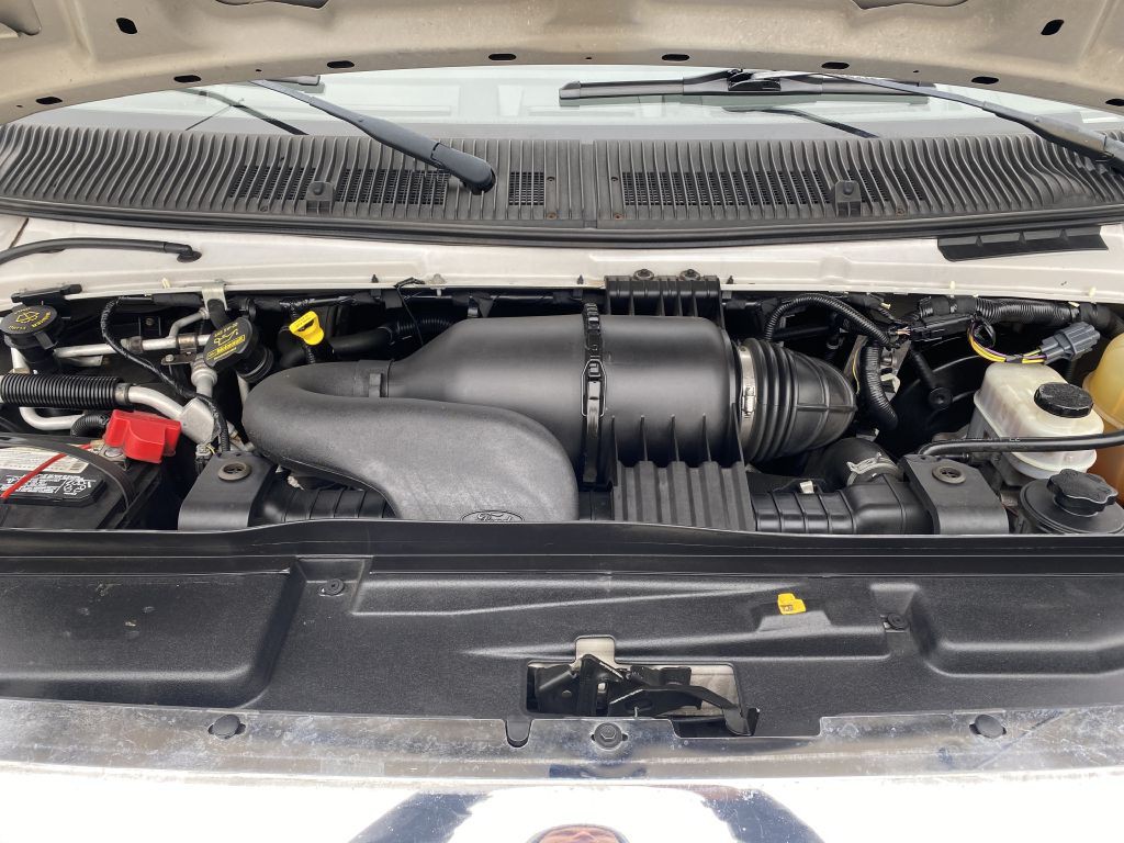2013 Ford Econoline Image 10