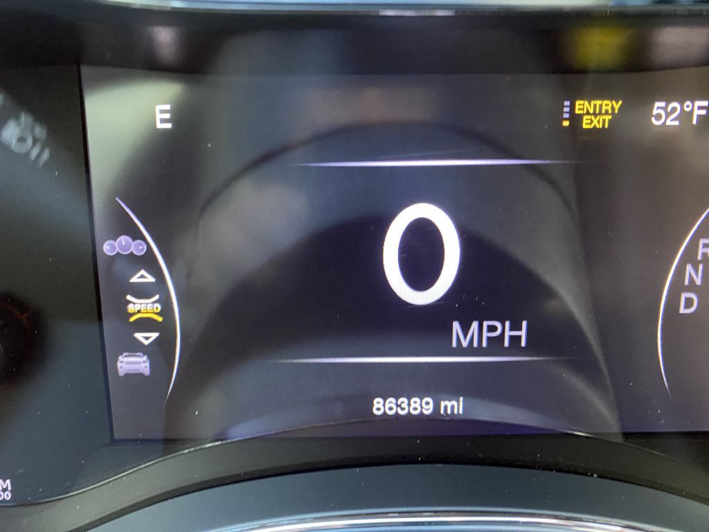 2020 Jeep Grand Cherokee Image 12