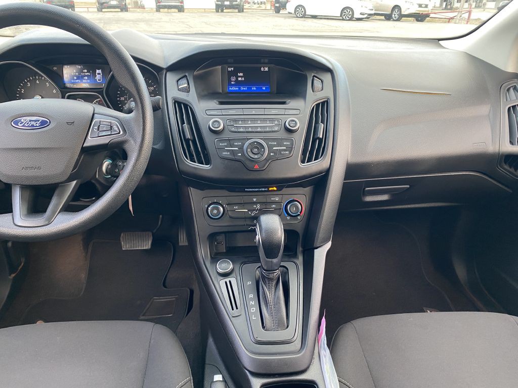 2017 Ford Focus Image 7