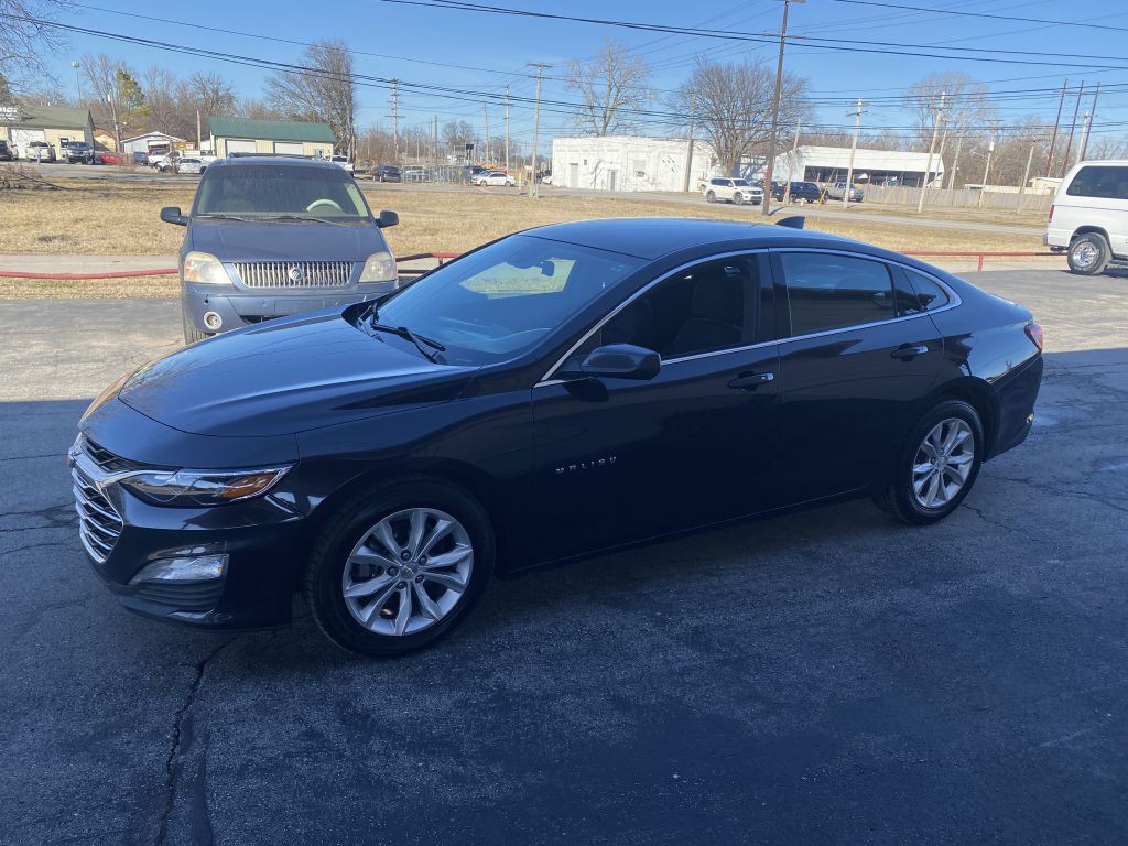2023 Chevrolet Malibu Image 3