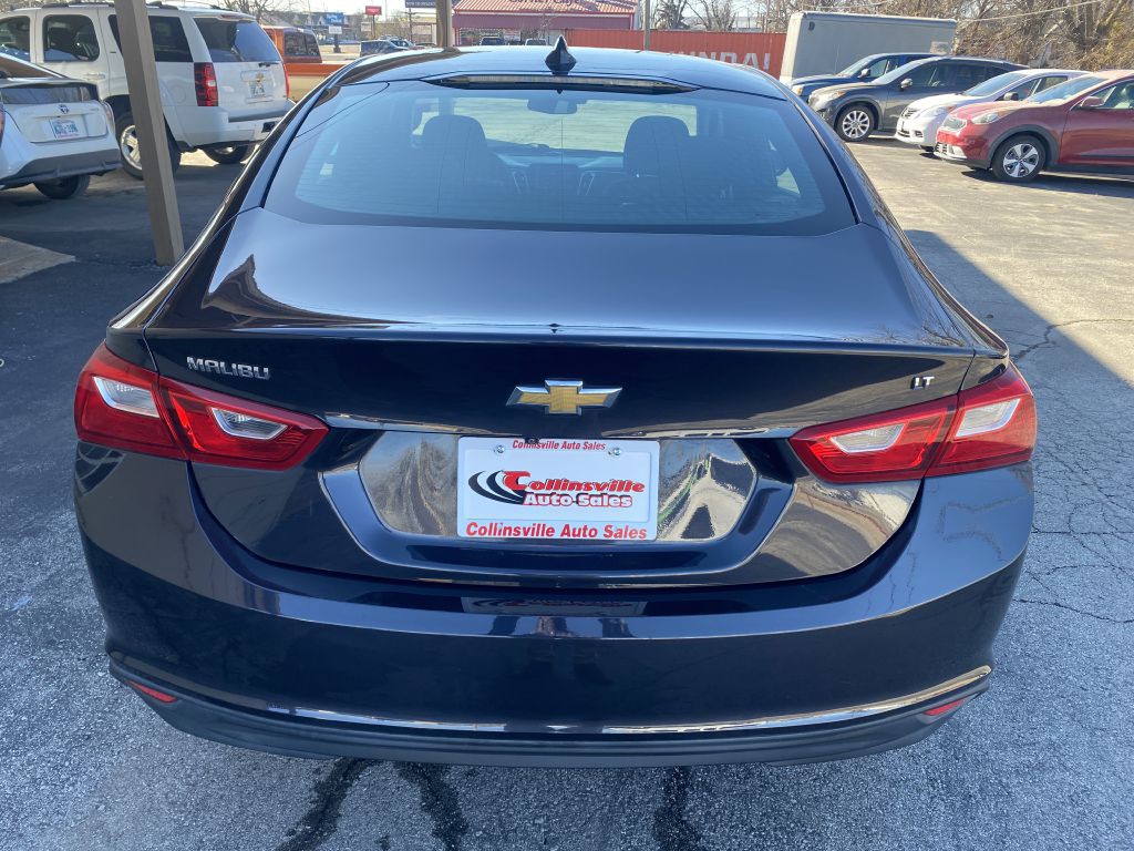 2023 Chevrolet Malibu Image 4