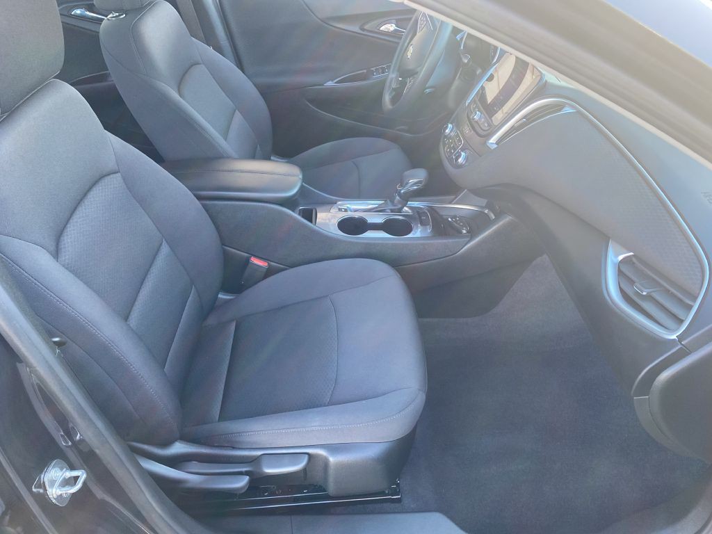 2023 Chevrolet Malibu Image 14