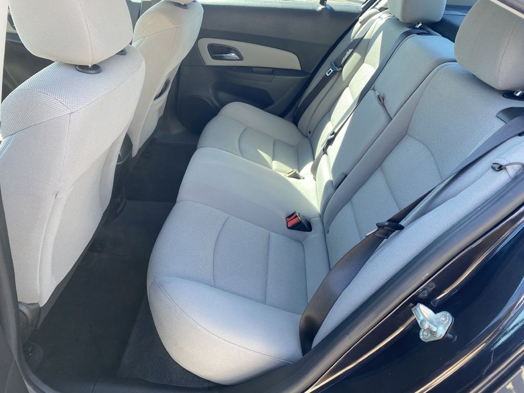 2014 Chevrolet Cruze Image 5