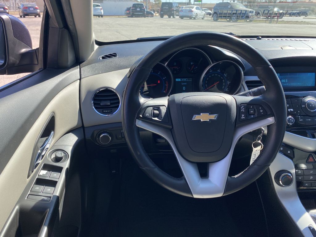 2014 Chevrolet Cruze Image 6