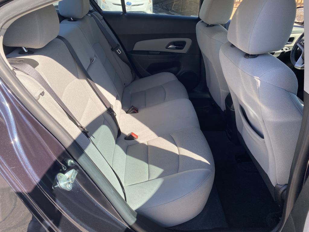 2014 Chevrolet Cruze Image 14