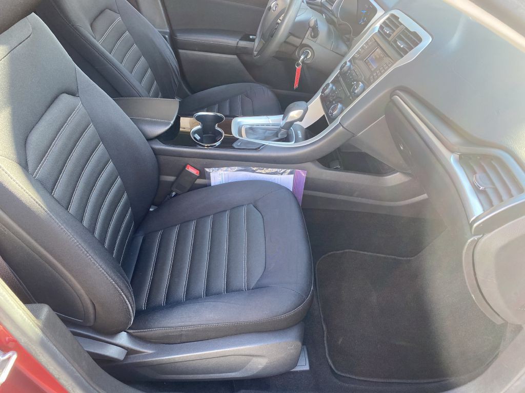 2014 Ford Fusion Image 12