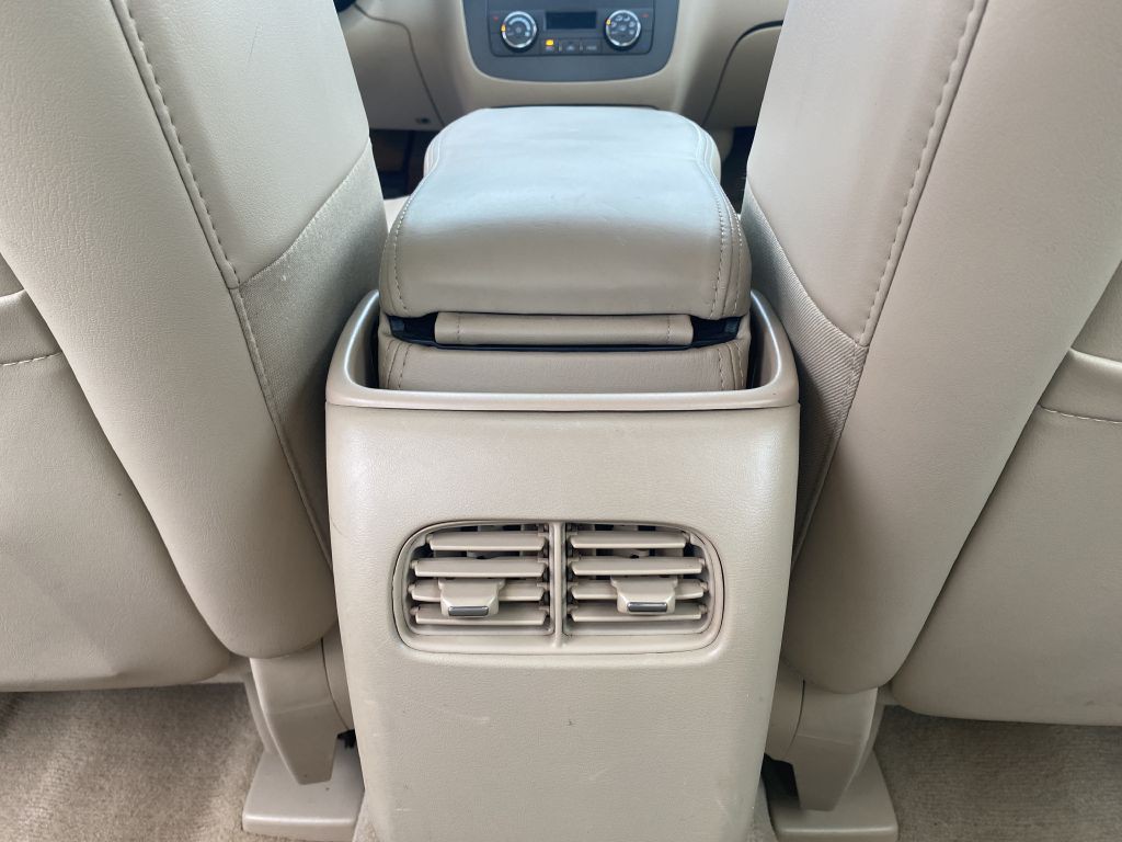 2008 Buick Lucerne Image 6