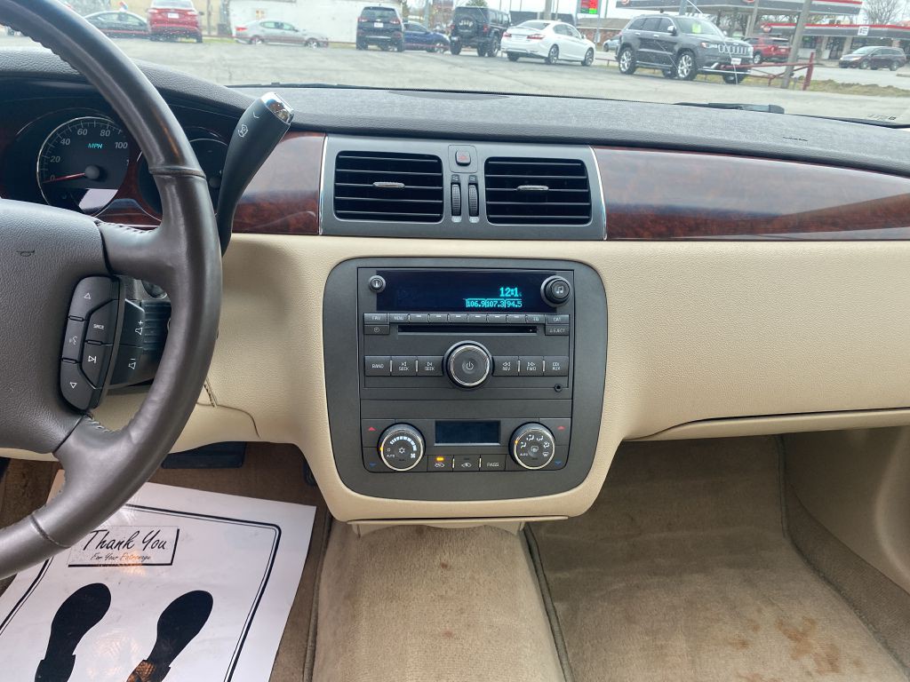 2008 Buick Lucerne Image 8