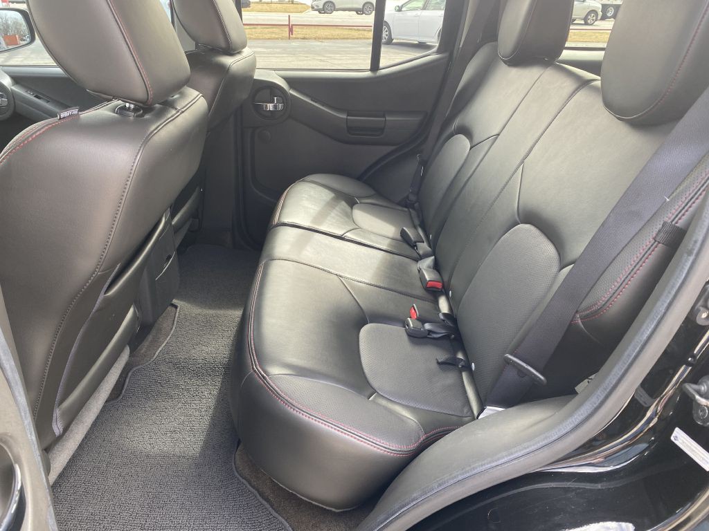 2012 Nissan Xterra Image 7