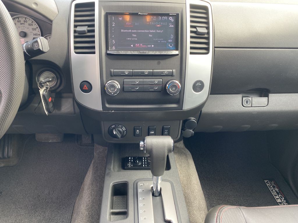 2012 Nissan Xterra Image 9