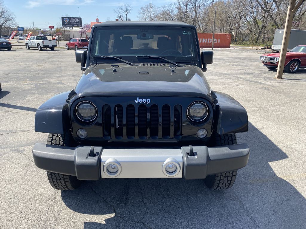 2015 Jeep Wrangler Unlimited Image 2