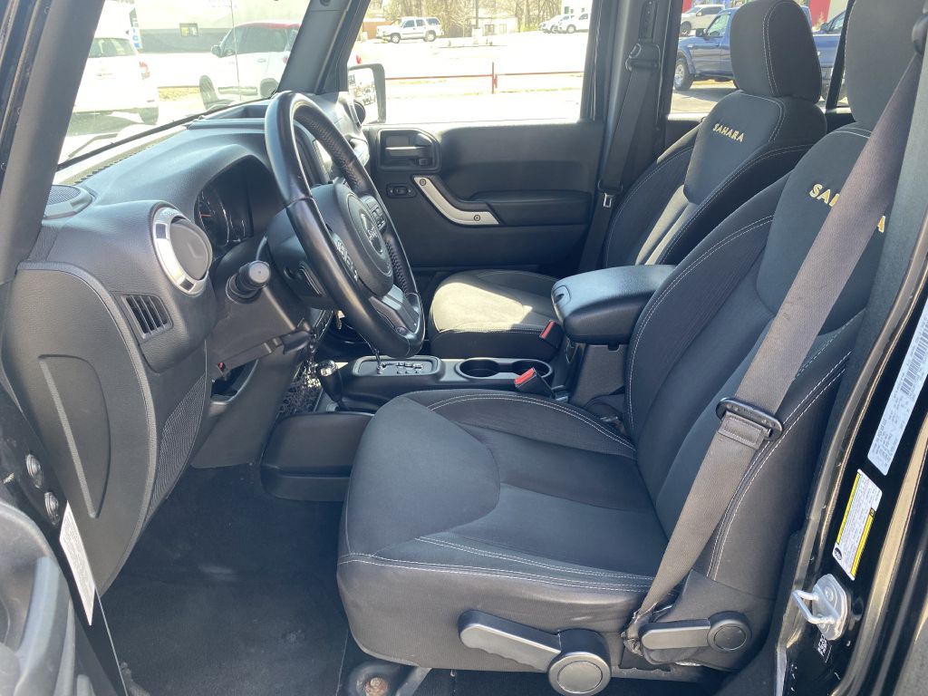 2015 Jeep Wrangler Unlimited Image 9