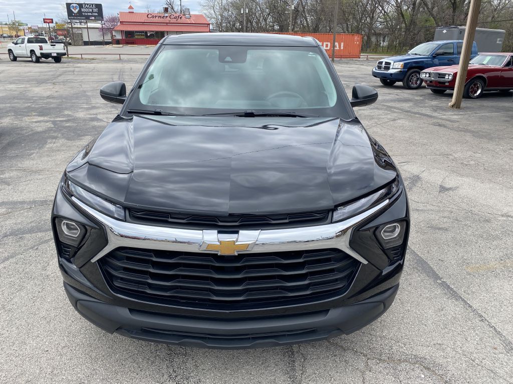 2024 Chevrolet Trailblazer Image 2