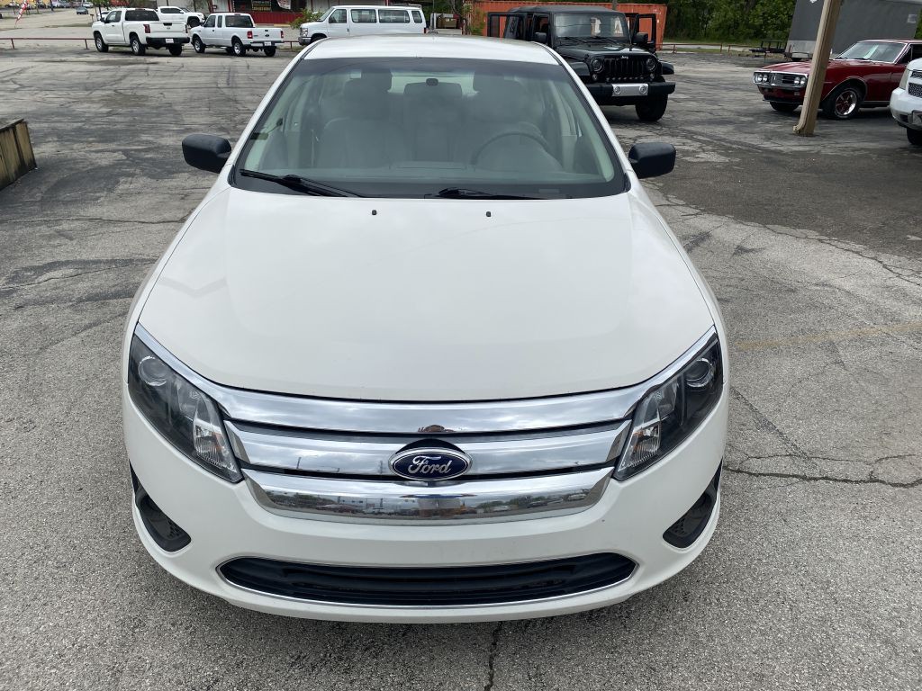 2012 Ford Fusion Image 2