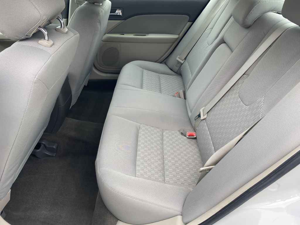 2012 Ford Fusion Image 5