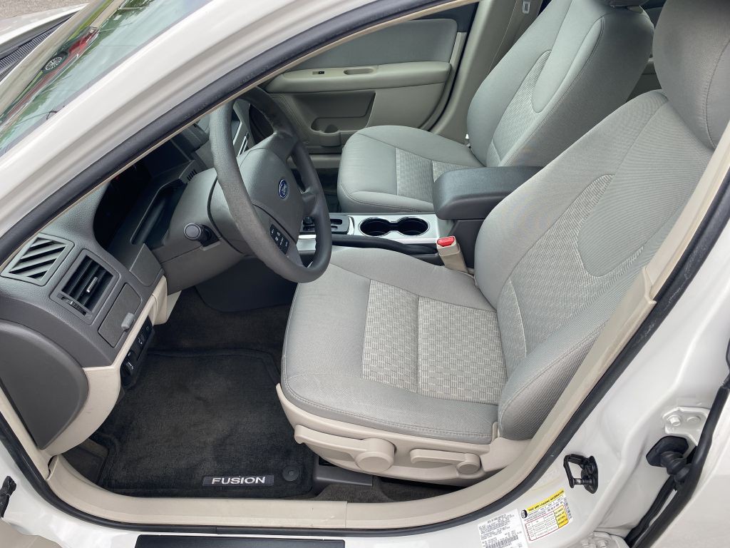 2012 Ford Fusion Image 8