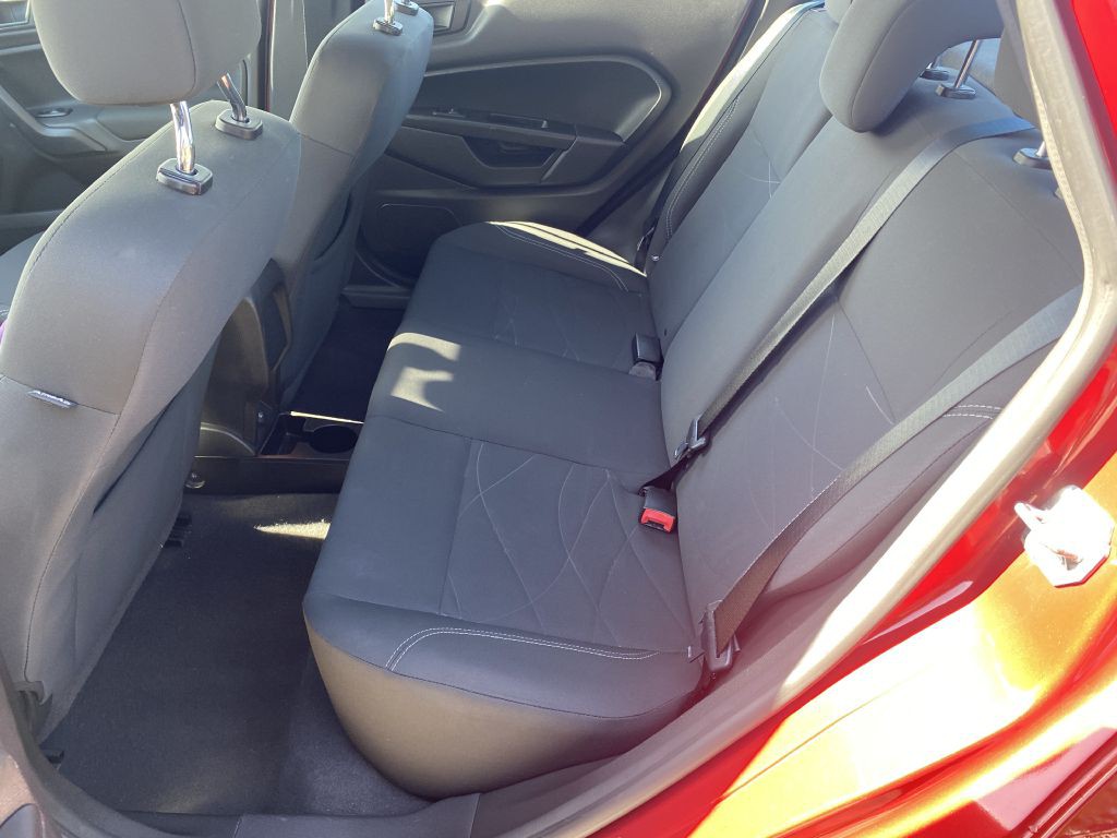 2017 Ford Fiesta Image 5