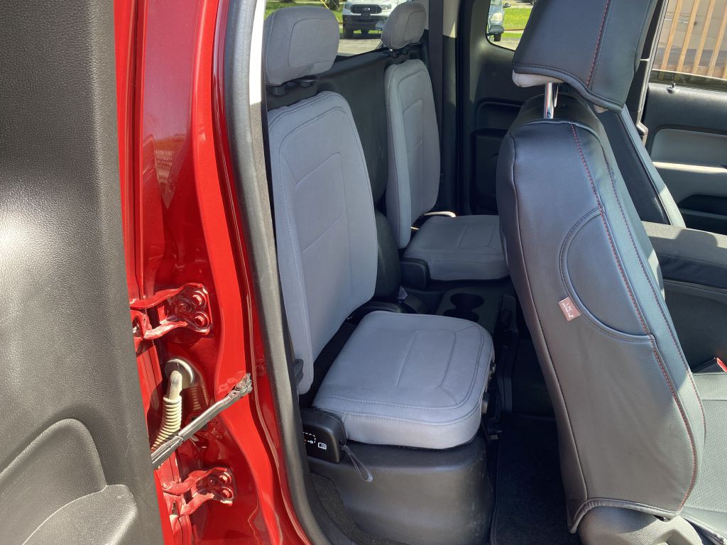 2015 Chevrolet Colorado Image 15
