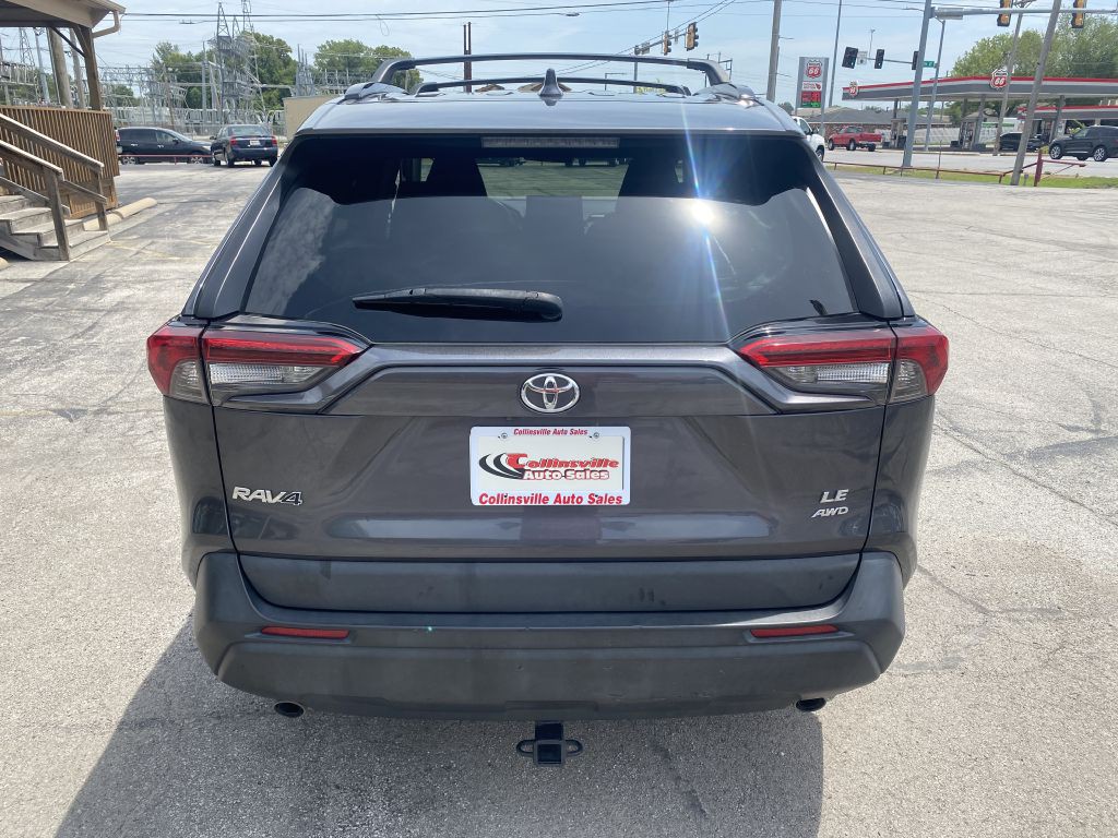 2019 Toyota Rav4 Image 4
