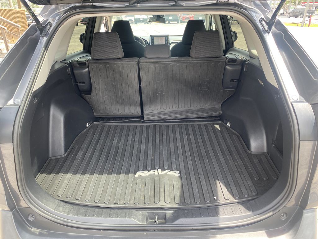 2019 Toyota Rav4 Image 5