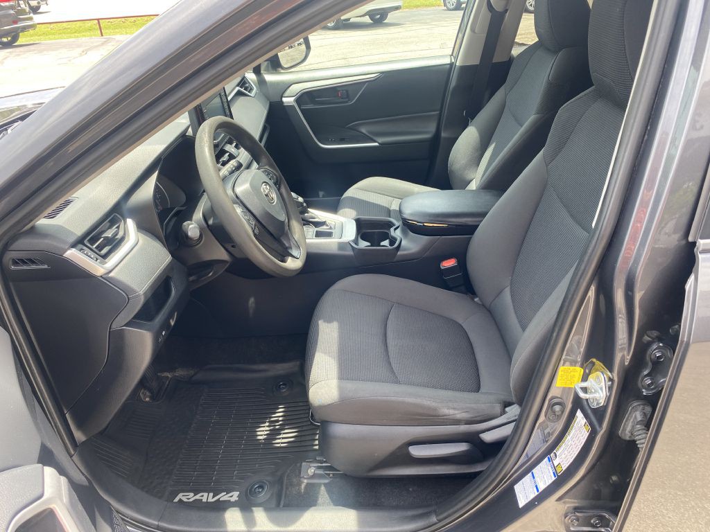 2019 Toyota Rav4 Image 9