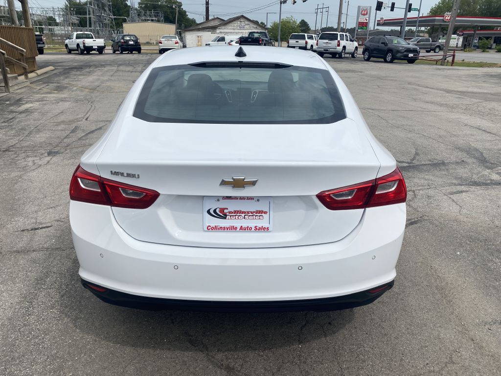 2021 Chevrolet Malibu Image 4