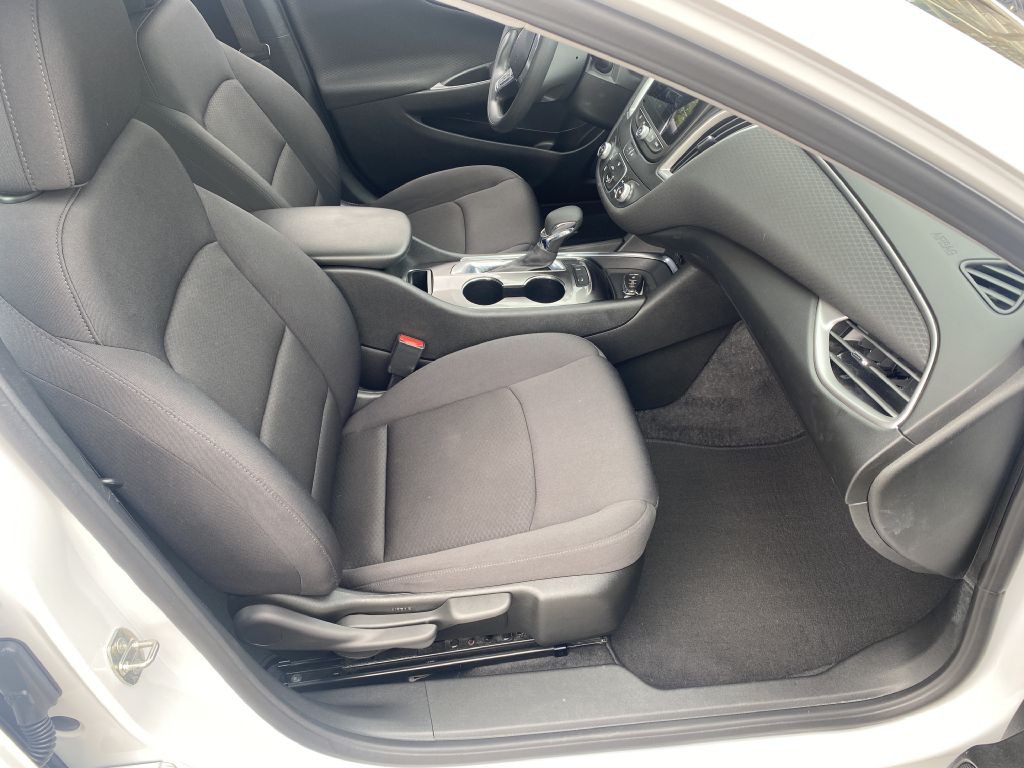 2021 Chevrolet Malibu Image 12