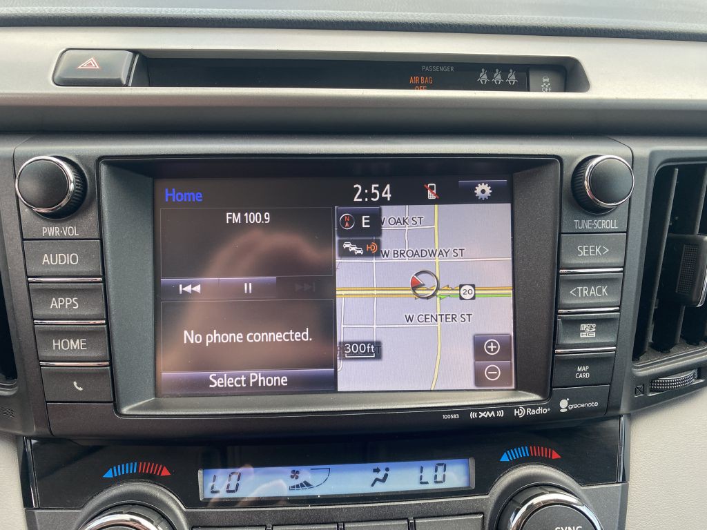 2017 Toyota Rav4 Image 12