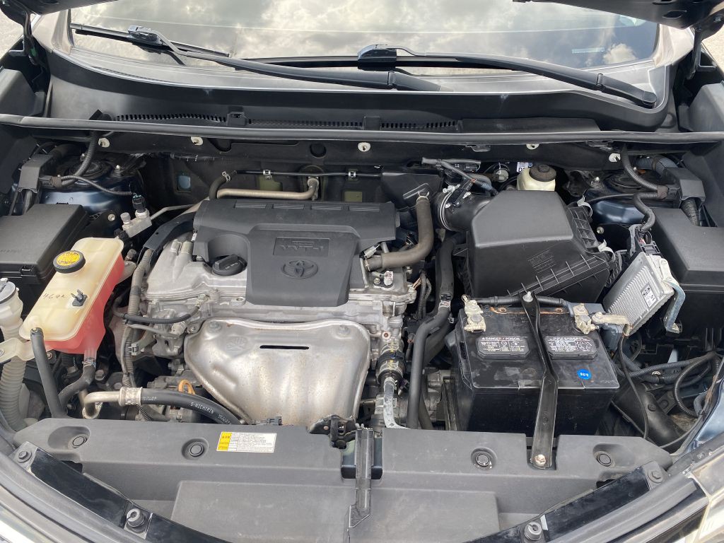 2017 Toyota Rav4 Image 16