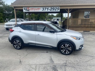 Image for 2018 Nissan Kicks SR ID: 7605199