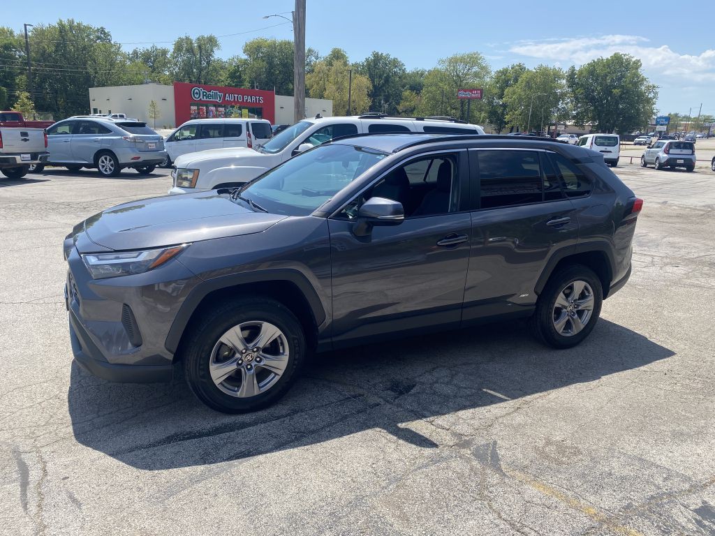 2022 Toyota Rav4 Image 3