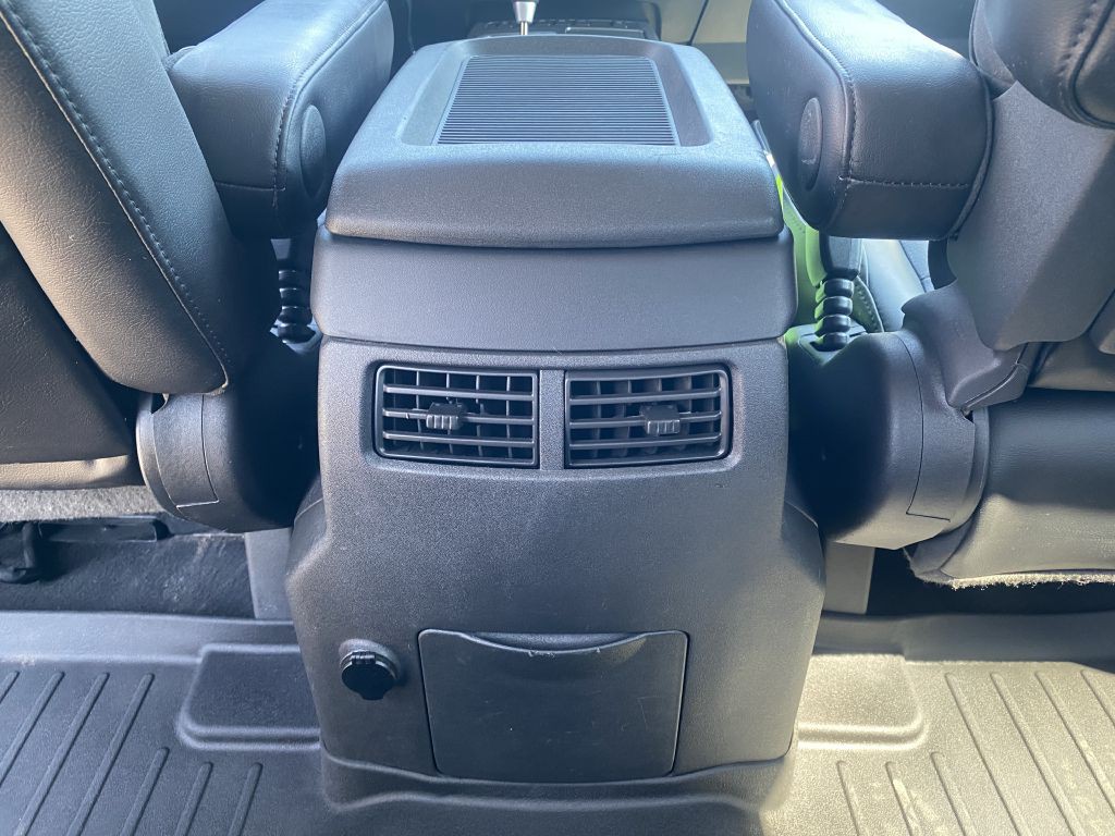 2008 Nissan Armada Image 8