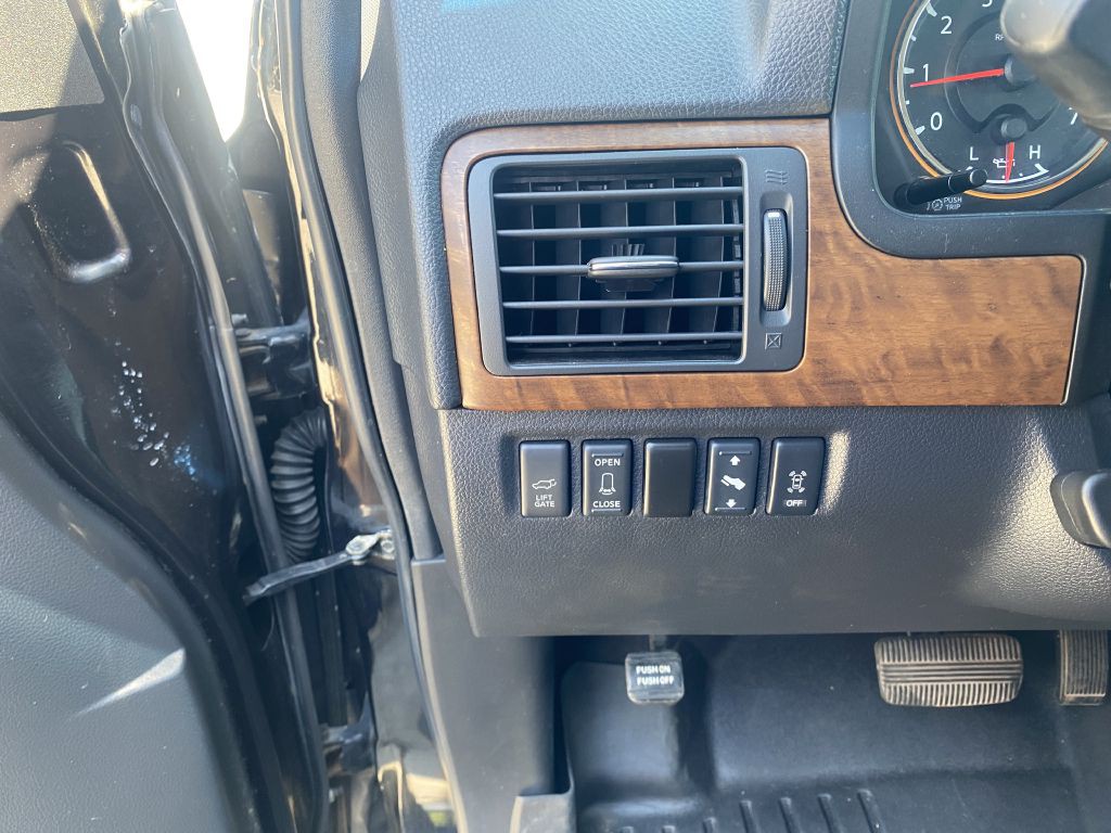 2008 Nissan Armada Image 12