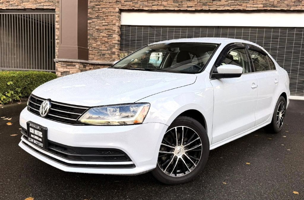 2017 Volkswagen Jetta Image 1