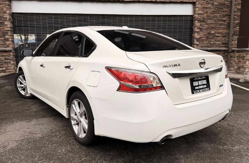 2014 Nissan Altima Image 2