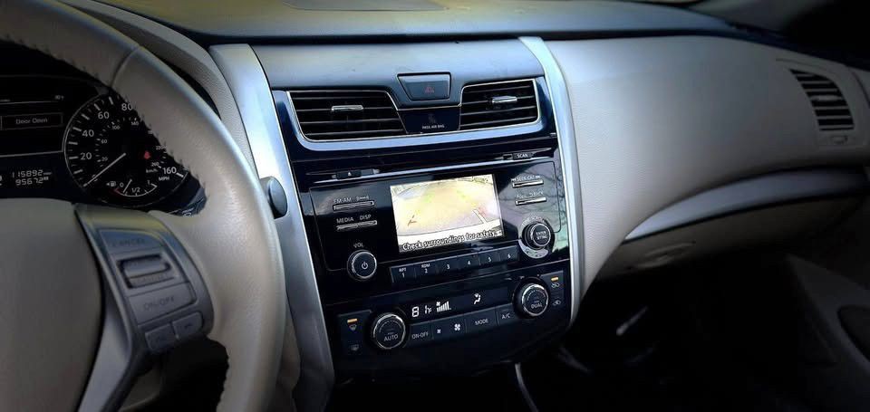 2014 Nissan Altima Image 16