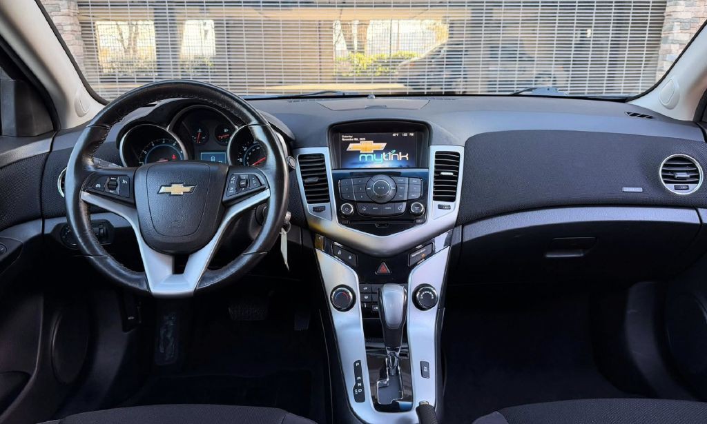 2014 Chevrolet Cruze Image 7