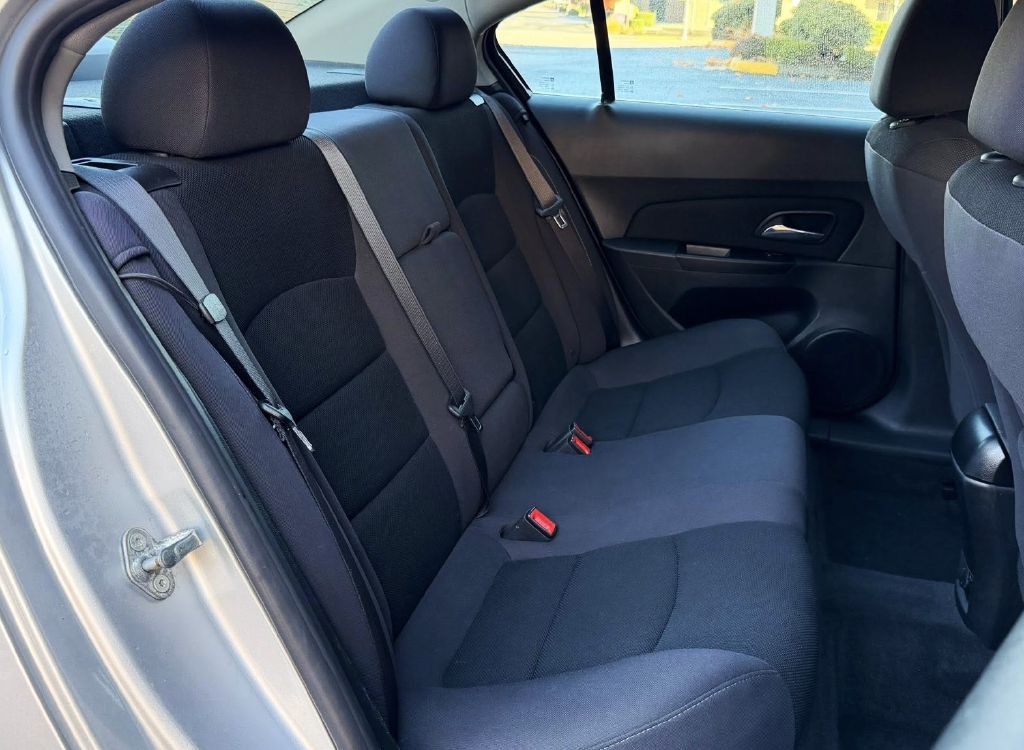 2014 Chevrolet Cruze Image 13