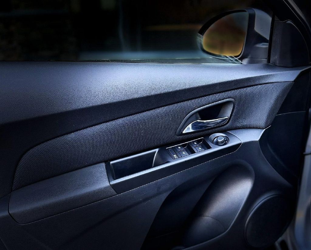 2014 Chevrolet Cruze Image 16