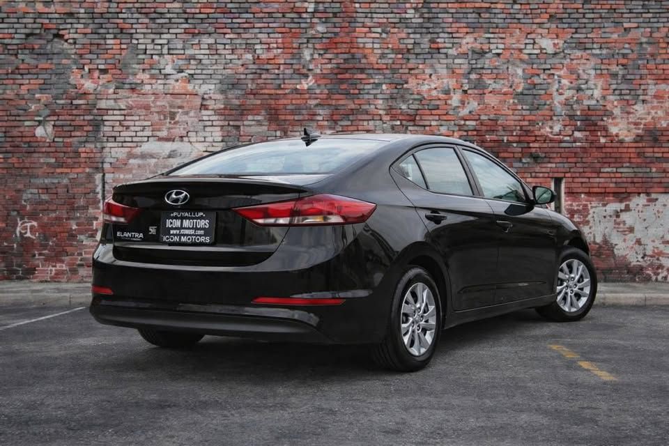 2017 Hyundai Elantra Image 6