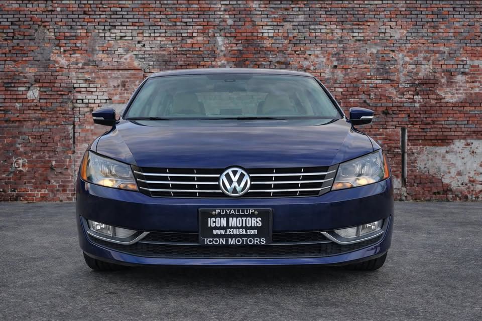 2013 Volkswagen Passat Image 4