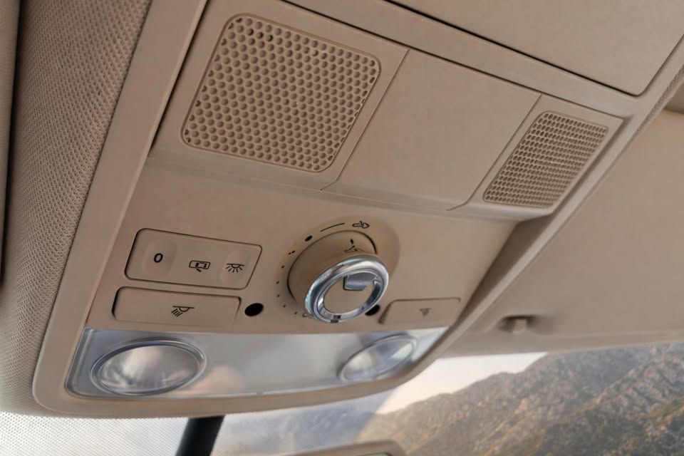 2013 Volkswagen Passat Image 20