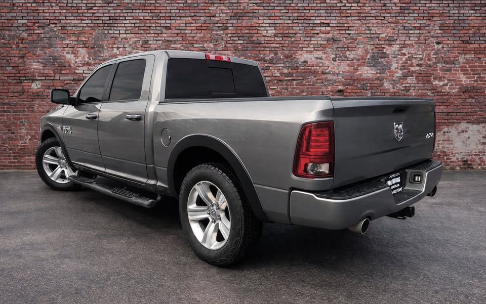 2013 RAM 1500 Image 2